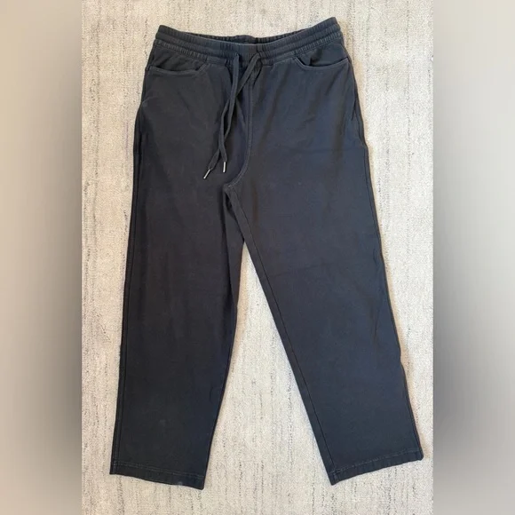 Athleta Farralon Pan 
Black, size Medium - Picture 5 of 10